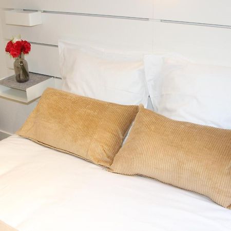 Hotel Le 23 Клиши Экстерьер фото